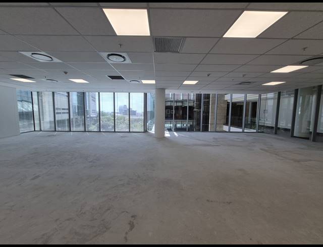 1,155M² OFFICE TO LET IN SANDTON CENTRAL